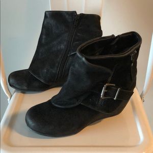 Ankle booties